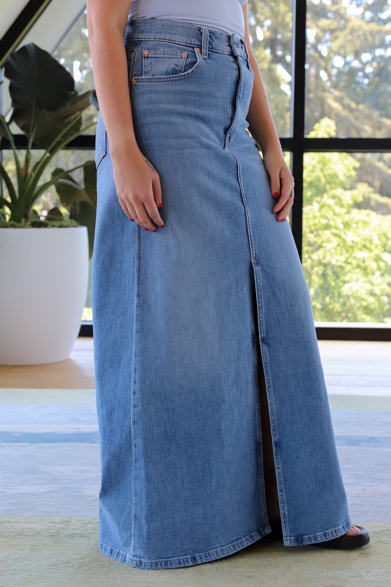 LE JEAN Maxi Skirt in Beach House