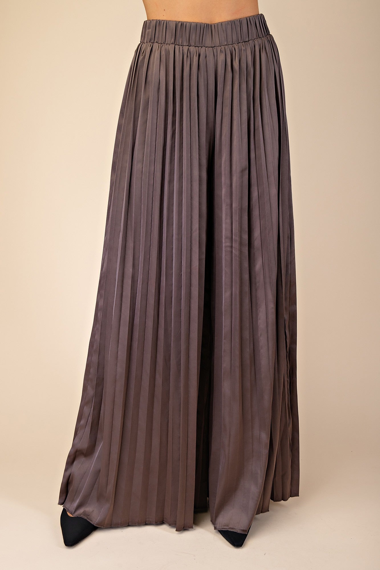 NYLAND Reese Pleats Pants w/ Elastic Waist Mocha