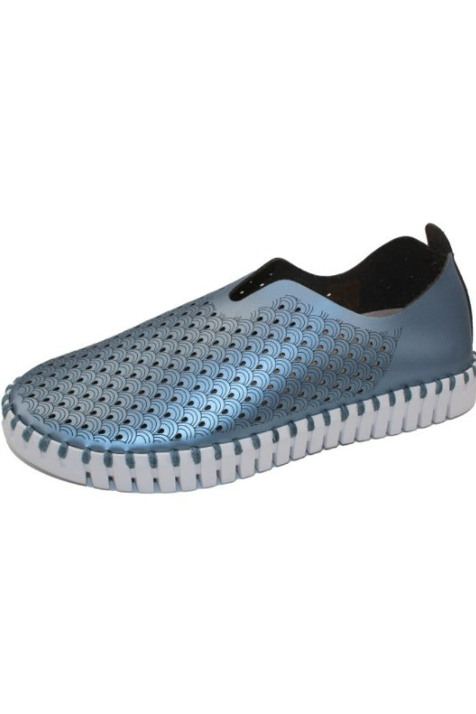 Ilse Jacobsen Metallic Tulip Slip-On w/White Sole Blue