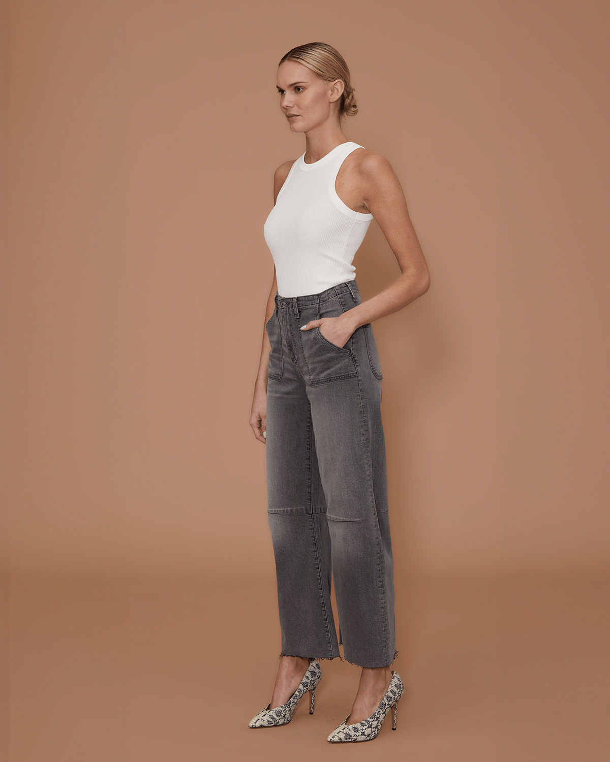 LE JEAN Utility Soft Barrel Trouser in Moonstone